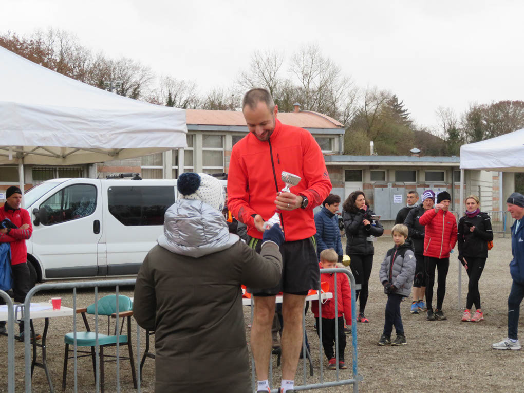 %_tempFileName2101128_Podiums-12%