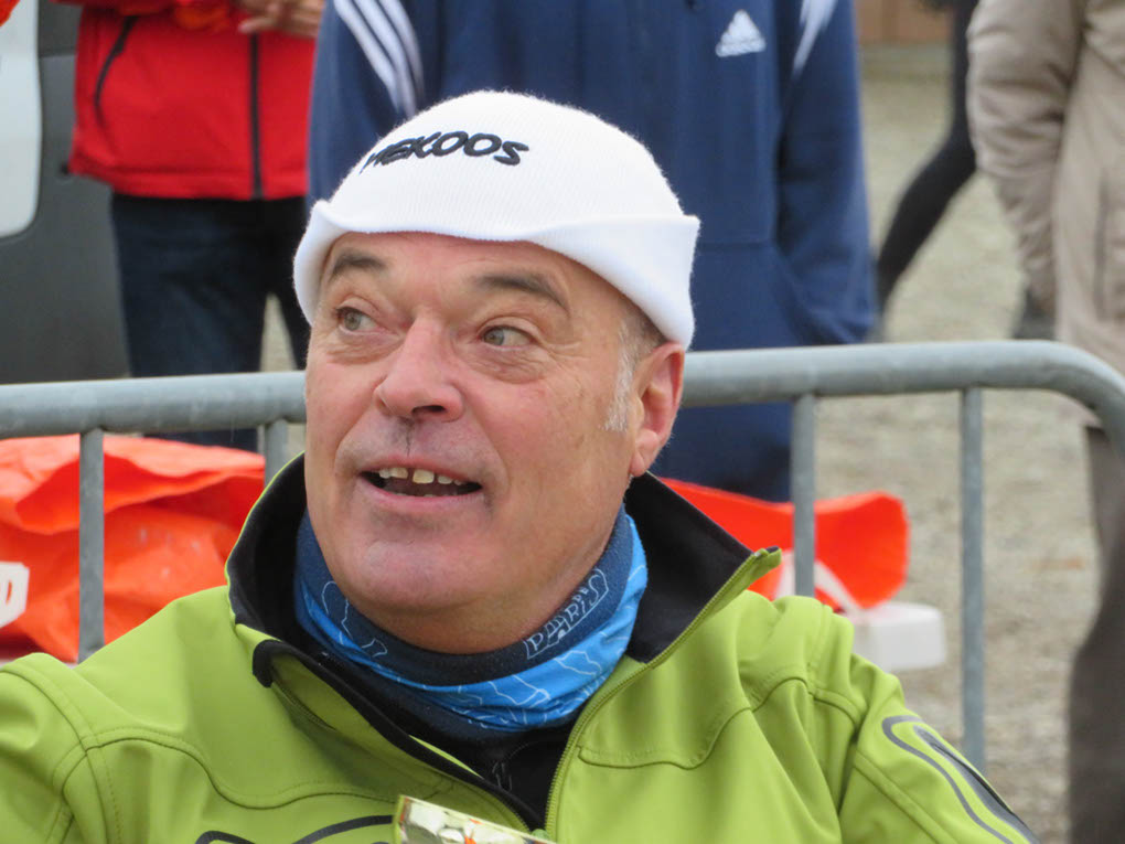 %_tempFileName2101128_Podiums-18%