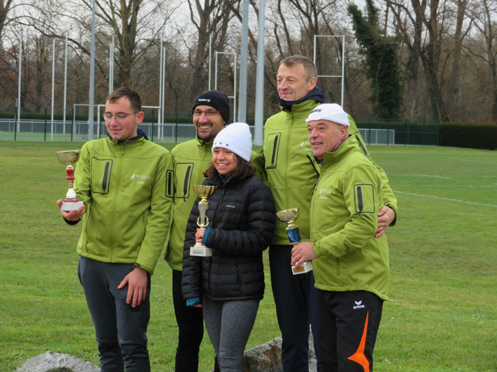 %_tempFileName2101128_Podiums-52%