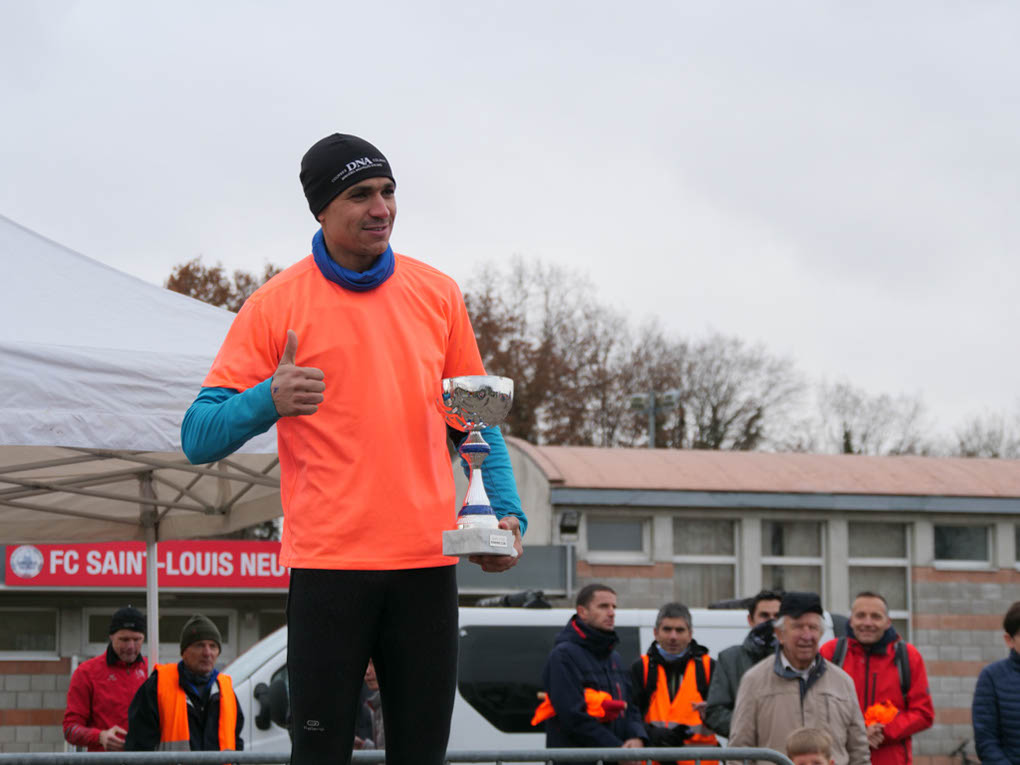 %_tempFileName2101128_Podiums-83%